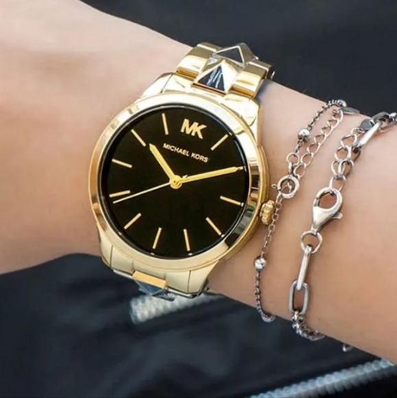Michael Kors Runway MK6669 Watch. - Picture 1 of 12